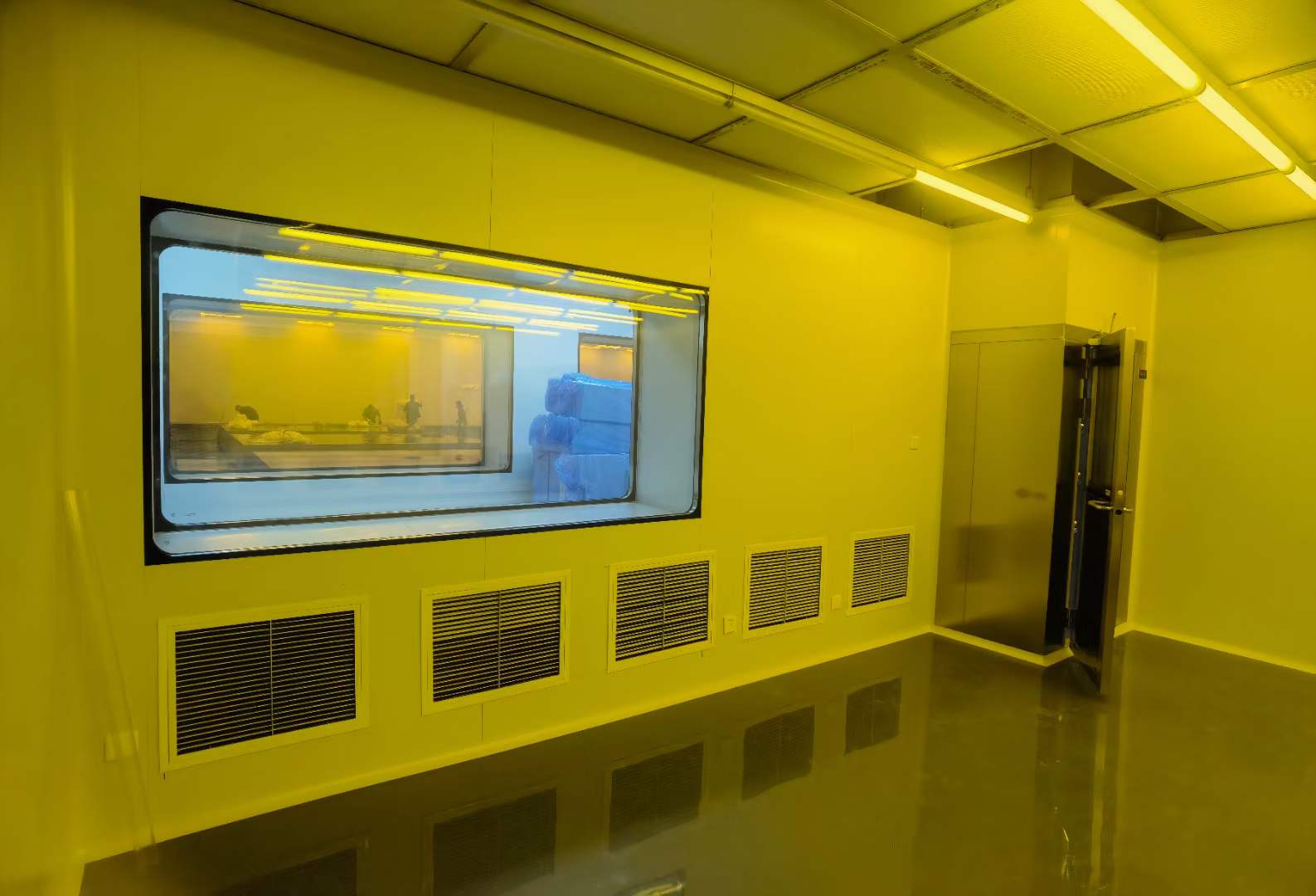 嘉興百級/千級光學潔凈室裝修工程